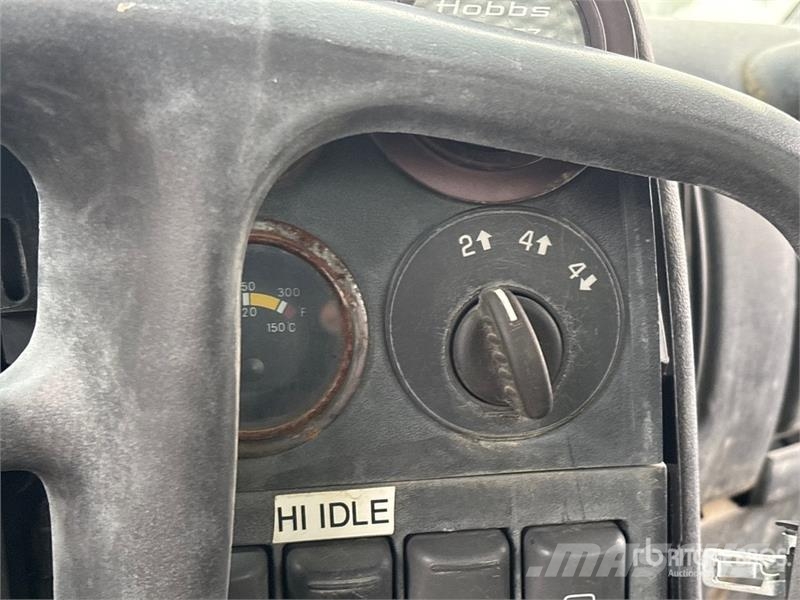 GMC C5500 4x4 Fuel Truck Tankwagen