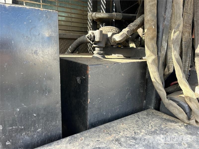 GMC C5500 4x4 Power Tong Predelovalna oprema