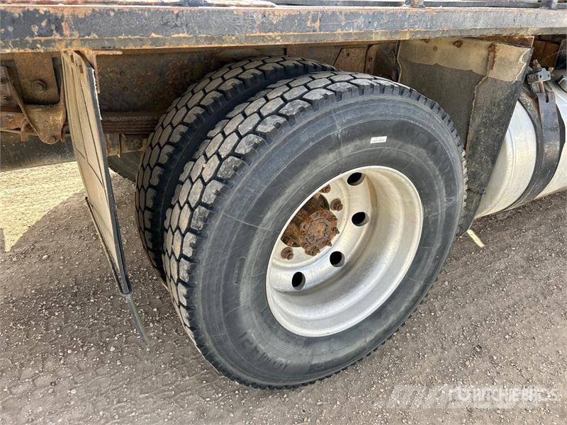 GMC C5500 4x4 Power Tong Predelovalna oprema