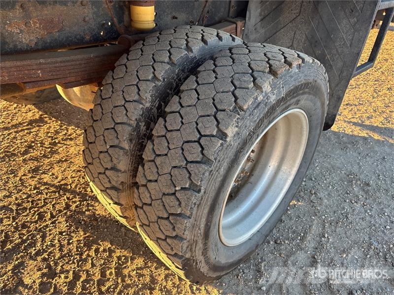 GMC C5500 4x4 Power Tong Prosess Utstyr
