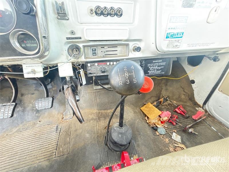 GMC C6500 Löschfahrzeuge