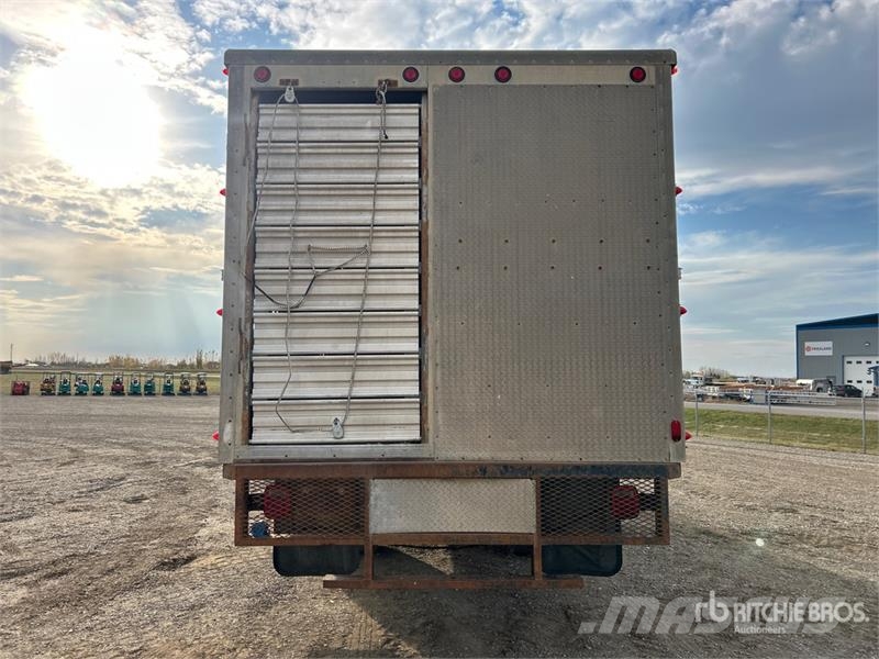 GMC C6500 4x2 Livestock Truck Otros camiones