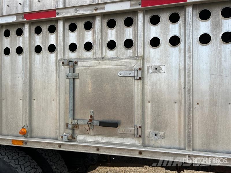 GMC C6500 4x2 Livestock Truck Otros camiones