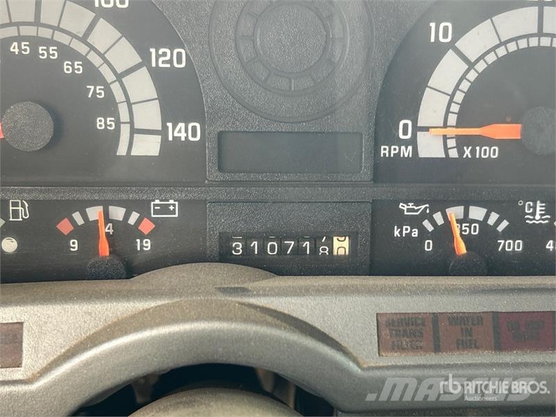 GMC C6500 4x2 Livestock Truck Otros camiones