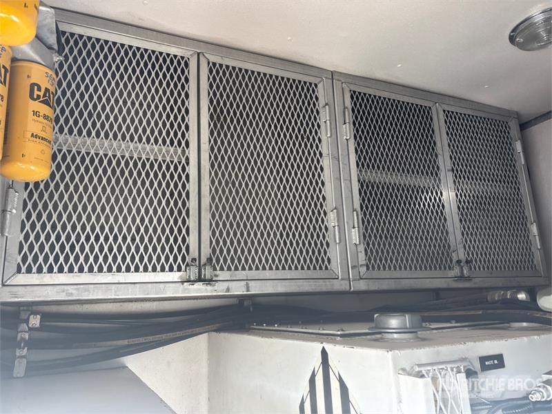 GMC C7500 شاحنات ذات صهاريج