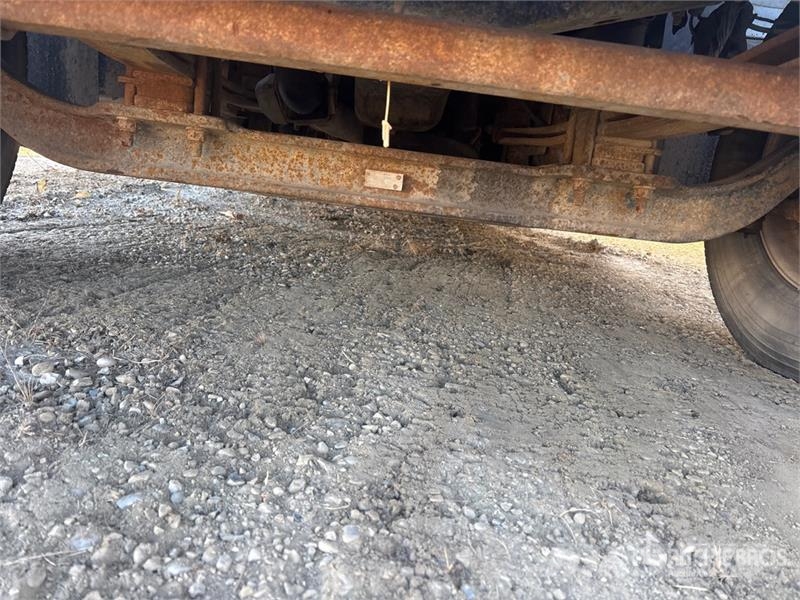 GMC C7500 شاحنات ذات صهاريج