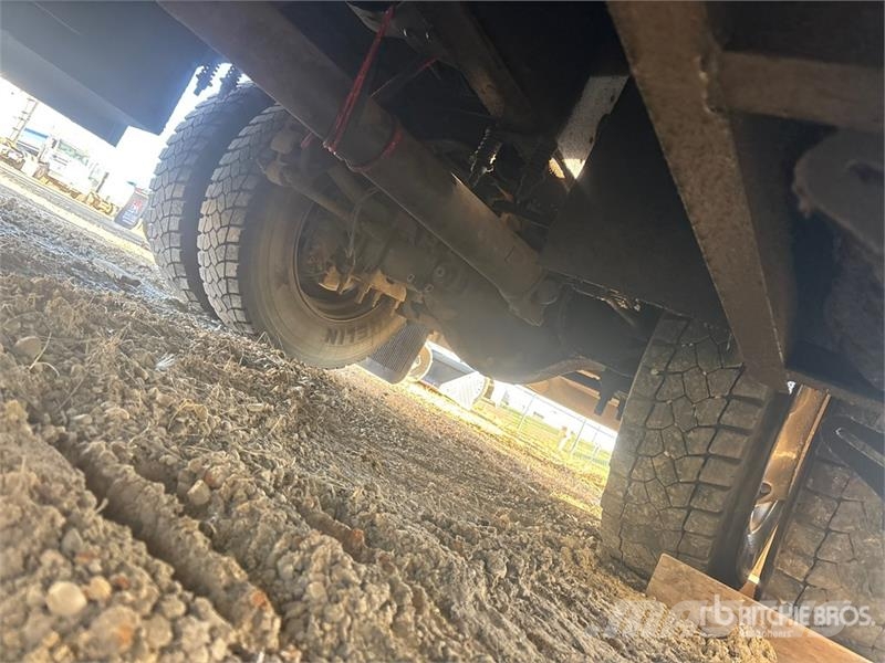GMC C7500 شاحنات ذات صهاريج