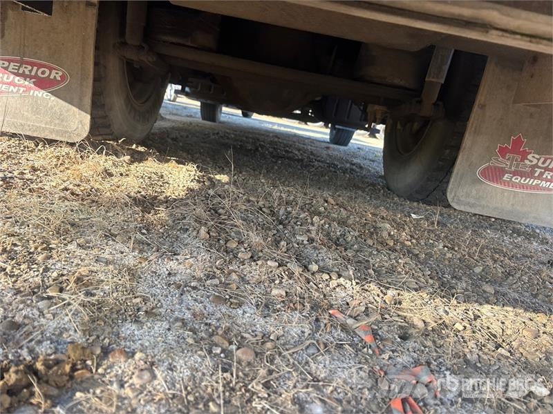 GMC C7500 شاحنات ذات صهاريج