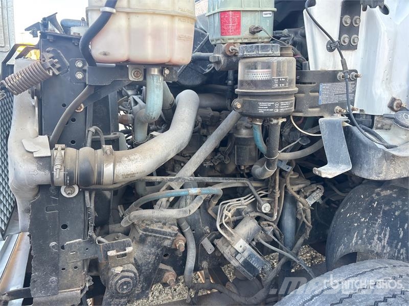 GMC C7500 شاحنات ذات صهاريج