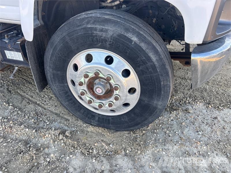 GMC C7500 شاحنات ذات صهاريج