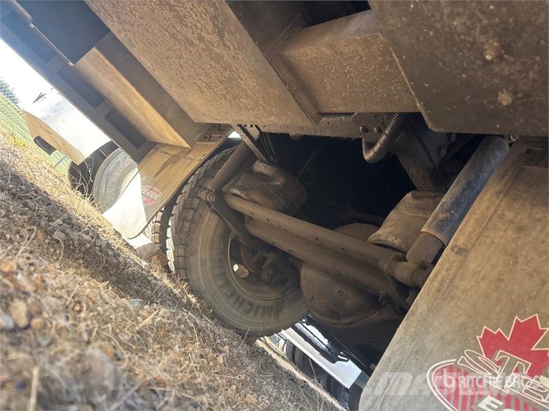GMC C7500 شاحنات ذات صهاريج