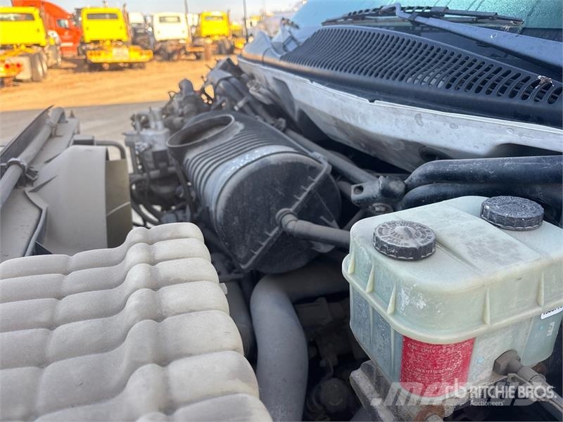 GMC C7500 شاحنات ذات صهاريج