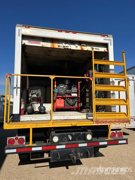 GMC C7H042 4x2 Pressure Washer Truck Otros camiones