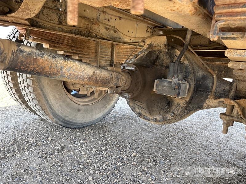 GMC C7H042 4x2 Van Truck Sanduk kamioni