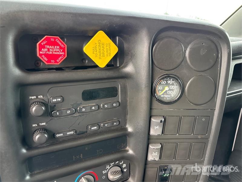 GMC C8500 Грузовики-Самосвалы