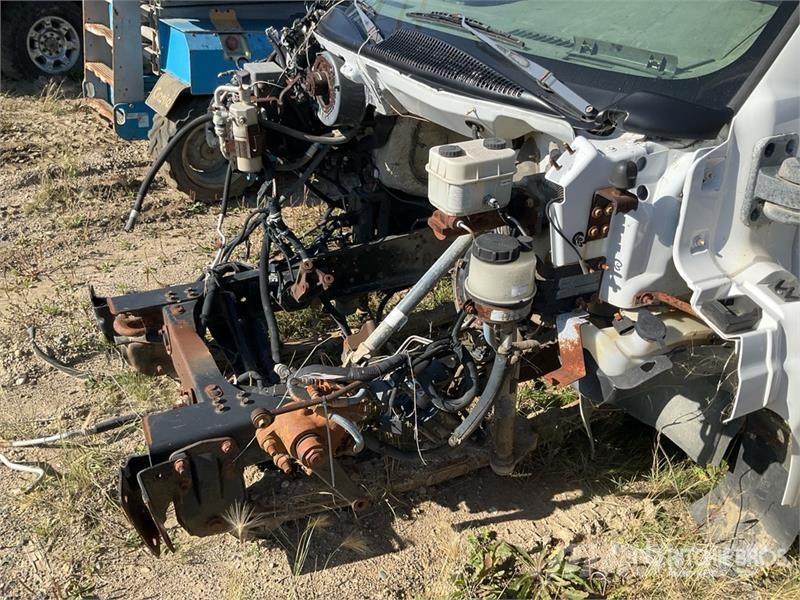 GMC Cab and Chassis (Inoperable) Кабины