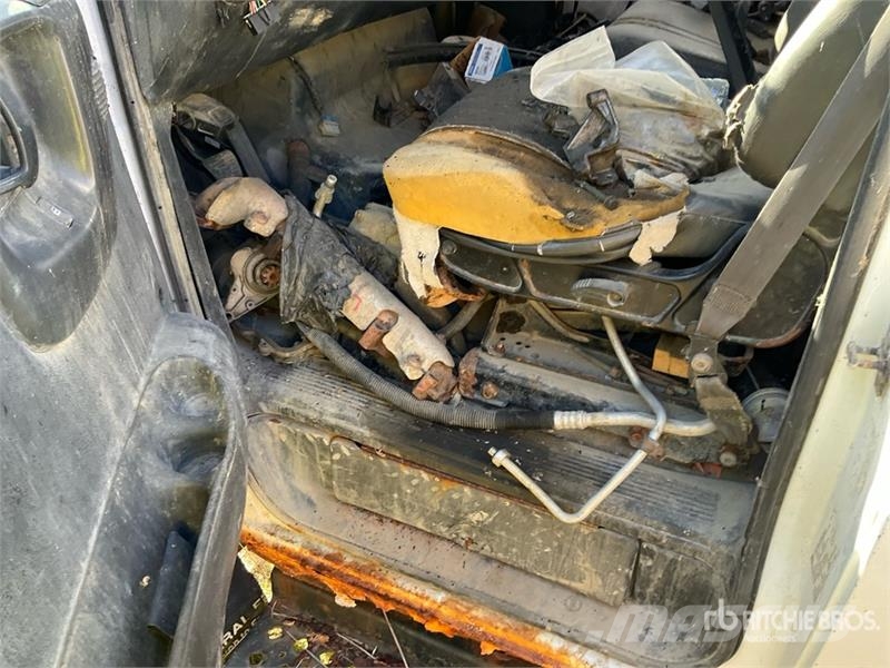 GMC Cab and Chassis (Inoperable) Кабины