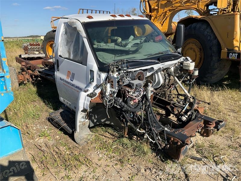 GMC Cab and Chassis (Inoperable) Кабины