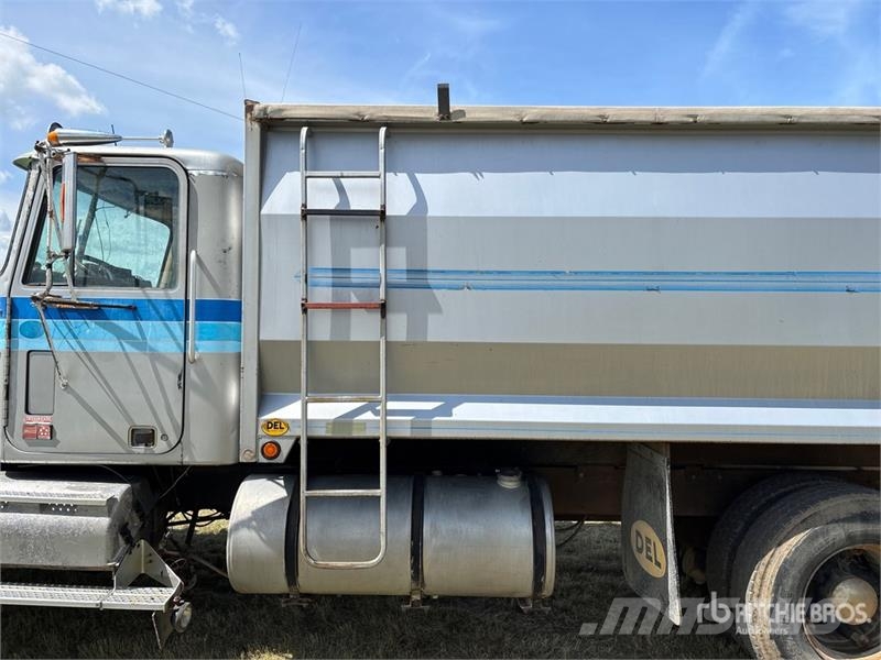 GMC General 6x4 Grain Truck Camiones para granja y transporte de granos
