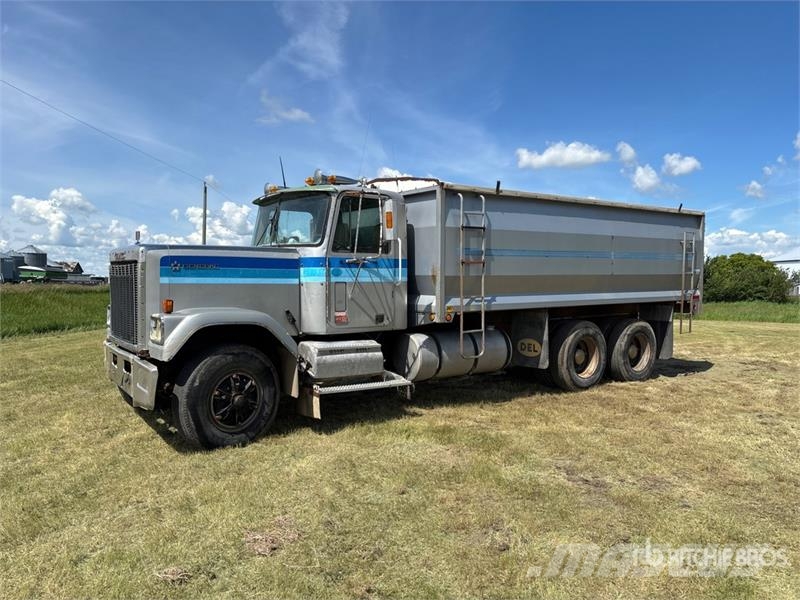 GMC General 6x4 Grain Truck Camiones para granja y transporte de granos