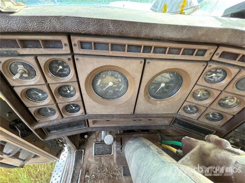 GMC General 6x4 Grain Truck Camiones para granja y transporte de granos