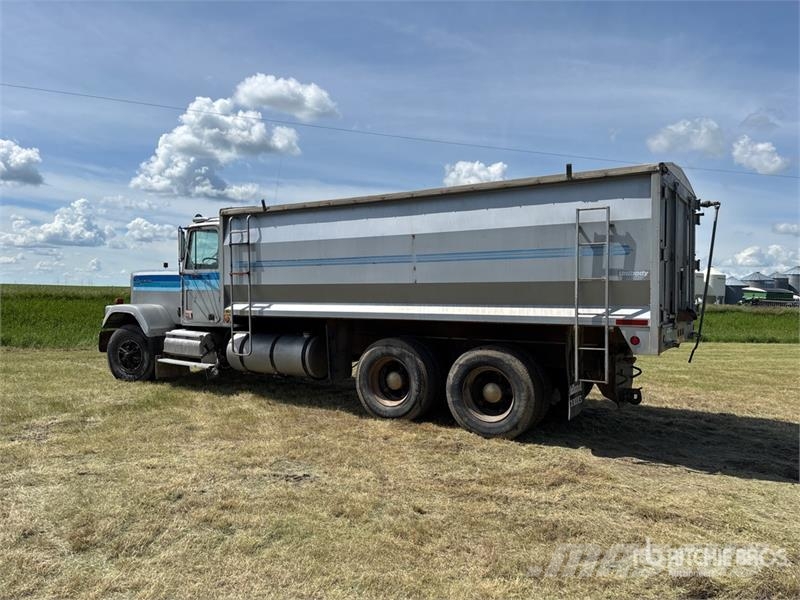 GMC General 6x4 Grain Truck Camiones para granja y transporte de granos