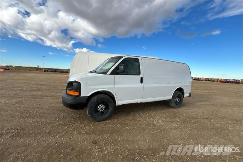 GMC Savana 2500 Cargo Van Dostavna vozila / kombiji