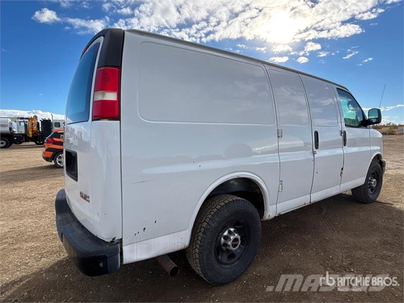 GMC Savana 2500 Cargo Van Dostavna vozila / kombiji