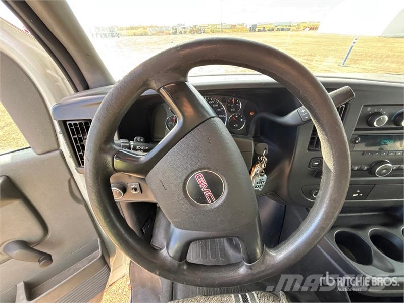 GMC Savana 2500 Cargo Van Dostavna vozila / kombiji