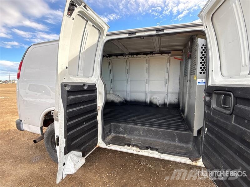 GMC Savana 2500 Cargo Van Dostavna vozila / kombiji