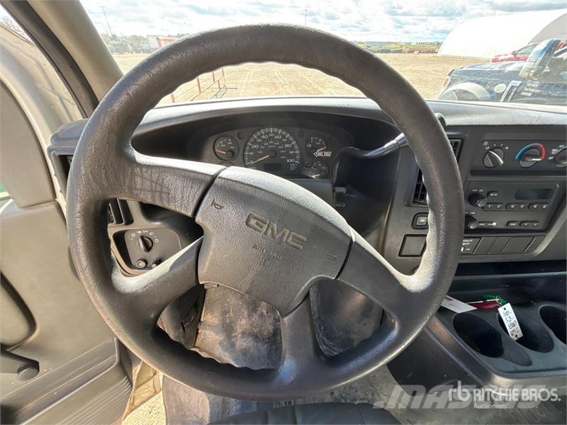 GMC Savana 3500 Sanduk kamioni