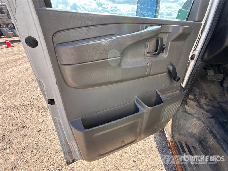 GMC Savana 3500 Sanduk kamioni
