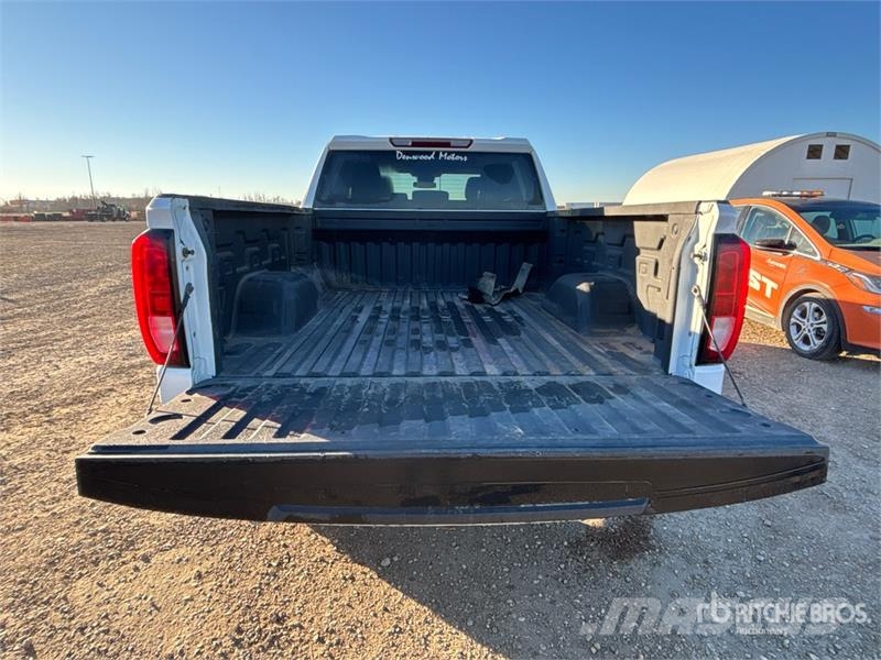 GMC Sierra 1500 Muu