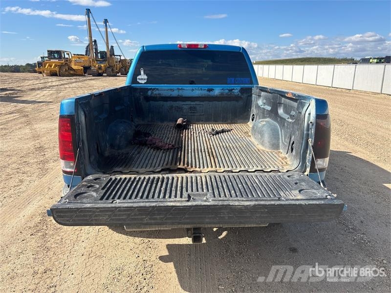 GMC Sierra 1500 أخرى
