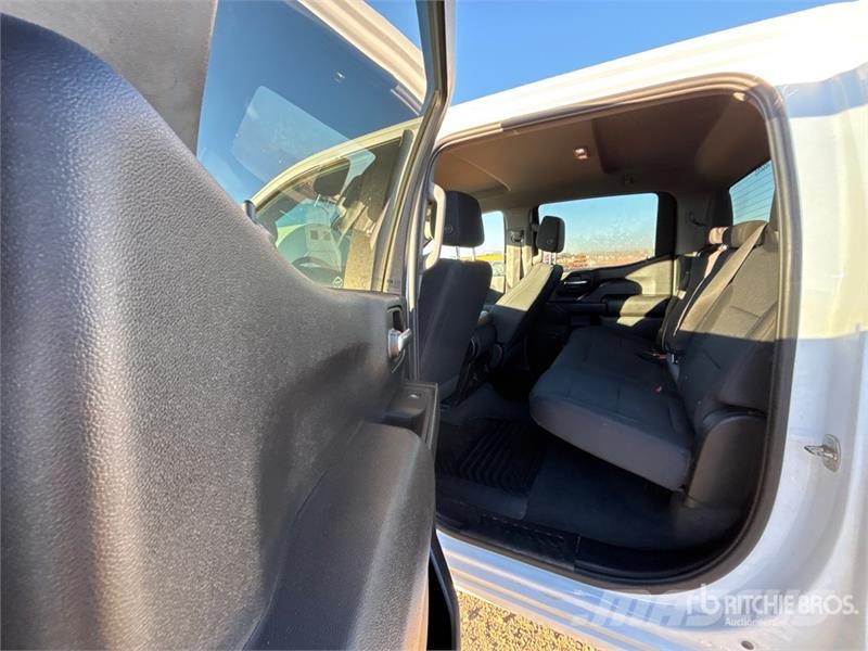 GMC Sierra 1500 Muu