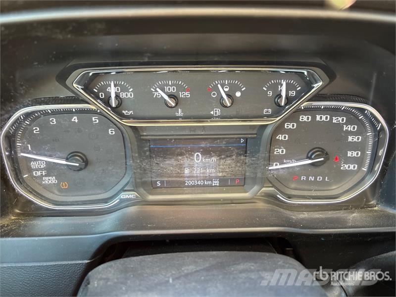 GMC Sierra 1500 Otros