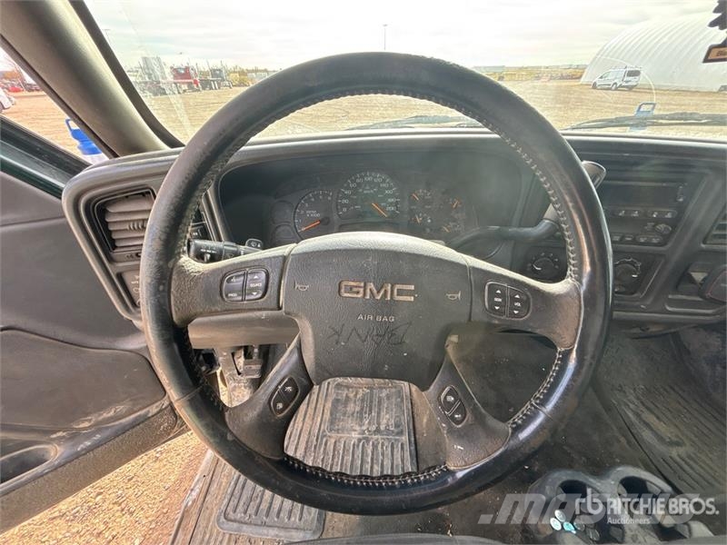 GMC Sierra 1500 Muu