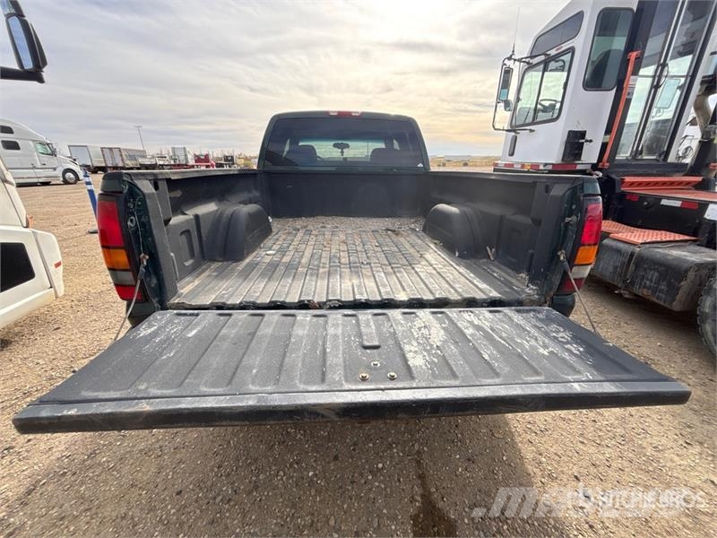 GMC Sierra 1500 Muu