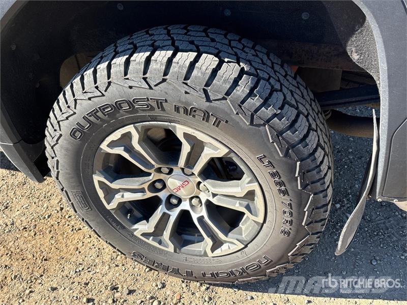 GMC Sierra 1500 Otros