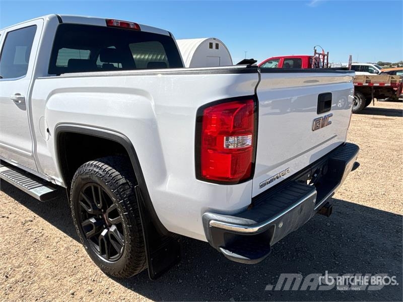 GMC Sierra 1500 Muu