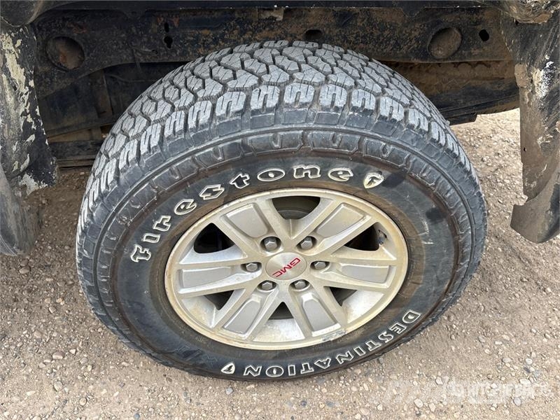GMC Sierra 1500 Muu