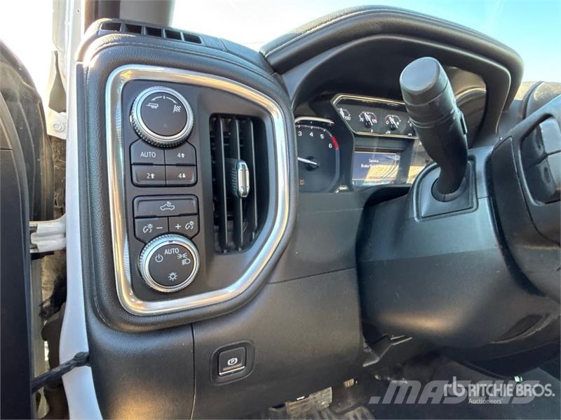 GMC Sierra 1500 Otros