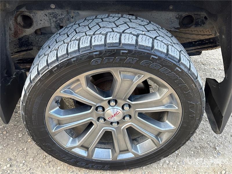 GMC Sierra 1500 Muu
