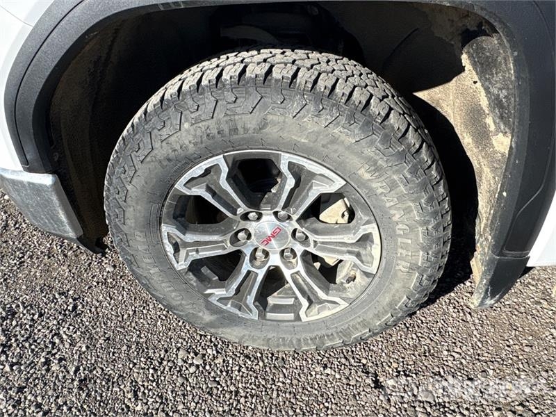 GMC Sierra 1500 Kita