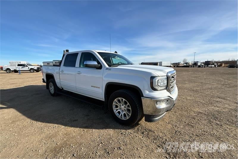 GMC Sierra 1500 Egyéb
