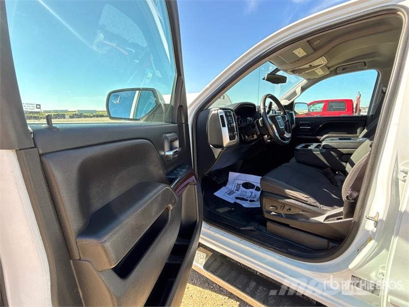 GMC Sierra 1500 Muu
