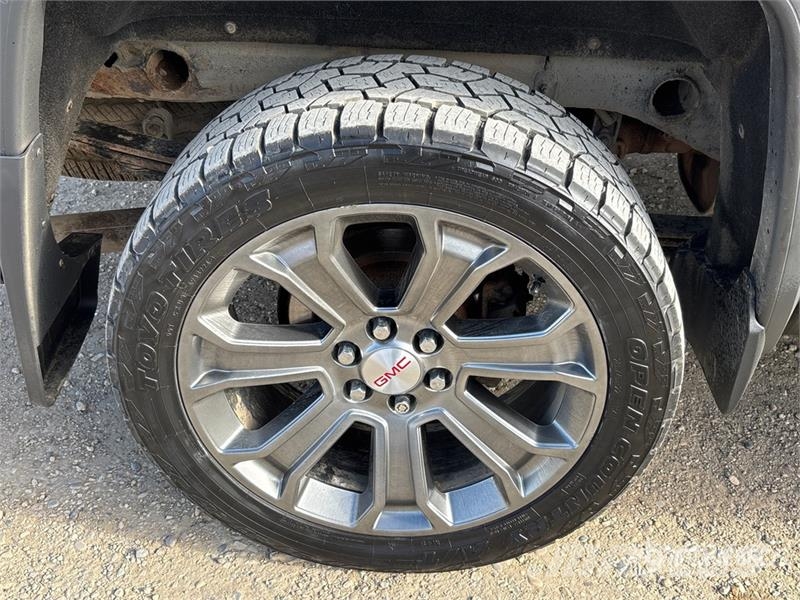GMC Sierra 1500 Muu