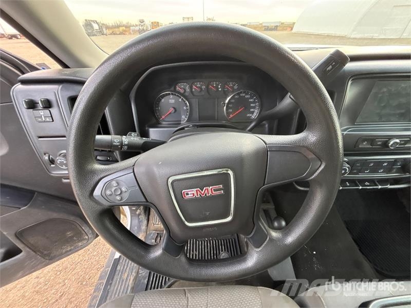 GMC Sierra 1500 Muu