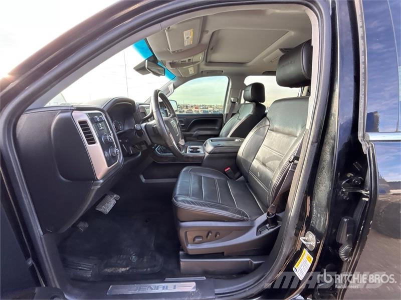 GMC Sierra 1500 Muu