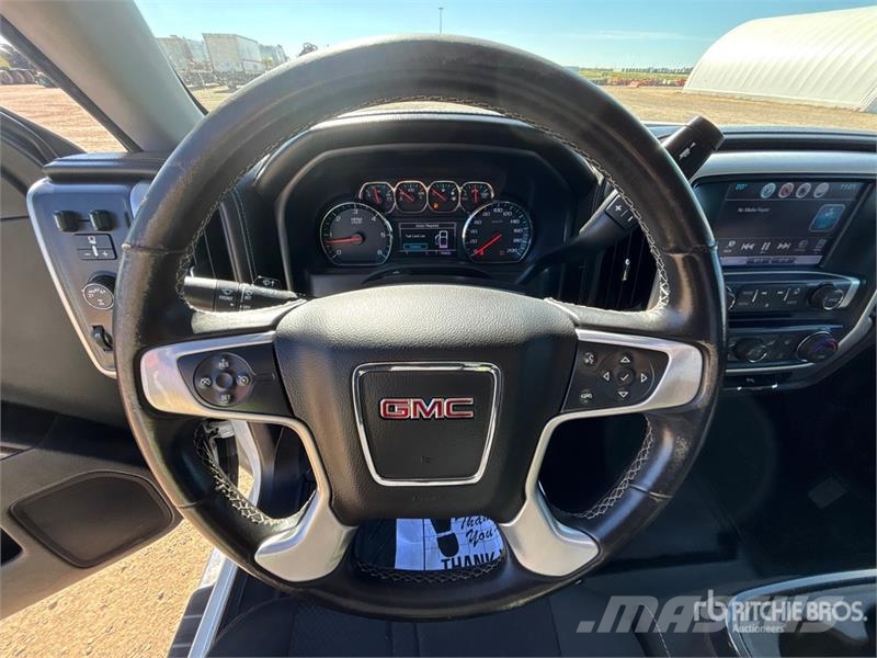 GMC Sierra 1500 Muu